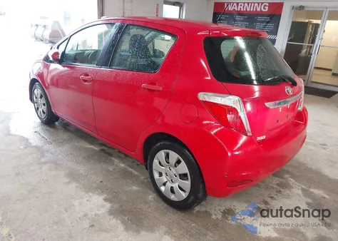2013 Toyota Yaris Le z USA, uszkodzony, nr VIN JTDKTUD38DD561962